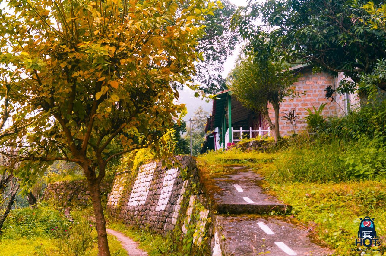 Hots Nainital Hostel Patwa Dunga Exterior foto