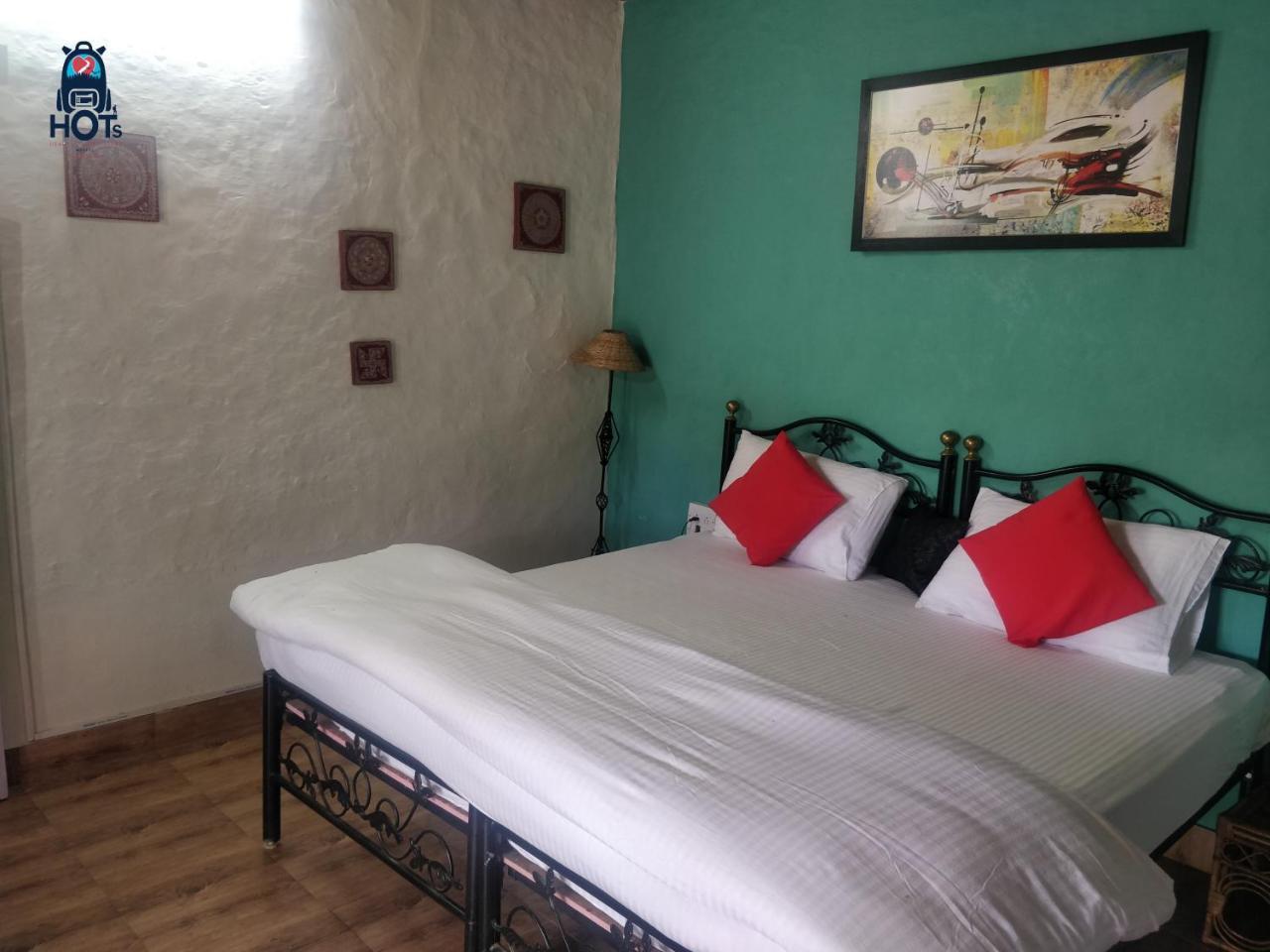 Hots Nainital Hostel Patwa Dunga Exterior foto