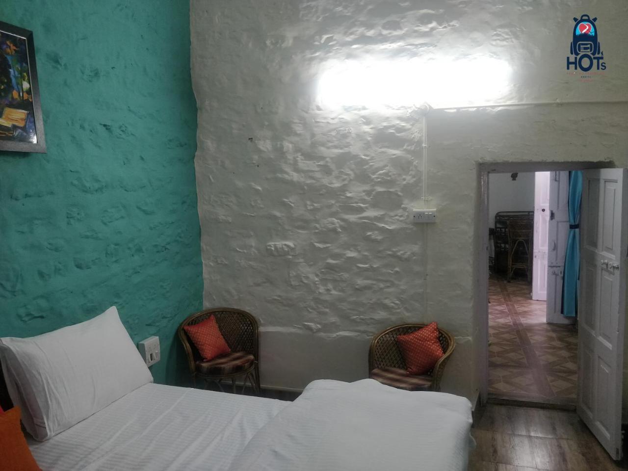 Hots Nainital Hostel Patwa Dunga Exterior foto